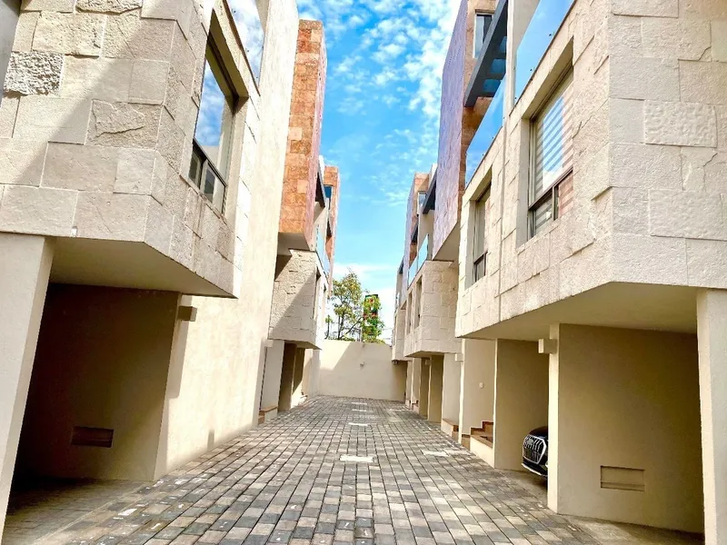 Casa en venta · Héroes de Padierna, Tlalpan, Ciudad de México Casa en venta · Héroes de Padierna, Tlalpan, Ciudad de México
