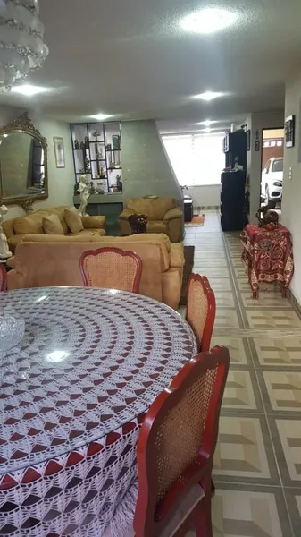 Casa en venta · Del Carmen, Coyoacán, Ciudad de México Casa en venta · Del Carmen, Coyoacán, Ciudad de México