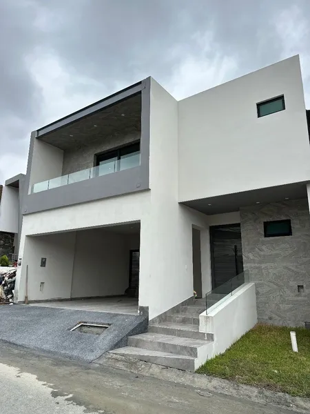 Casa en venta · Alamosur, Santiago, Nuevo León