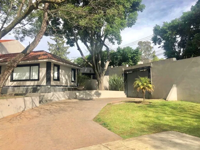 Casa en venta · Lomas Hipódromo, Naucalpan de Juárez, Estado de México Casa en venta · Lomas Hipódromo, Naucalpan de Juárez, Estado de México