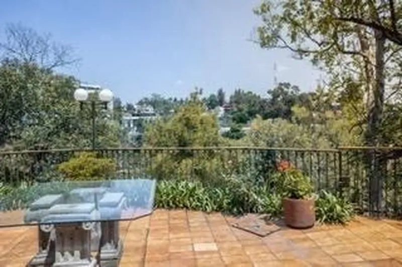 Casa en venta · Lomas Altas, Miguel Hidalgo, Ciudad de México Casa en venta · Lomas Altas, Miguel Hidalgo, Ciudad de México