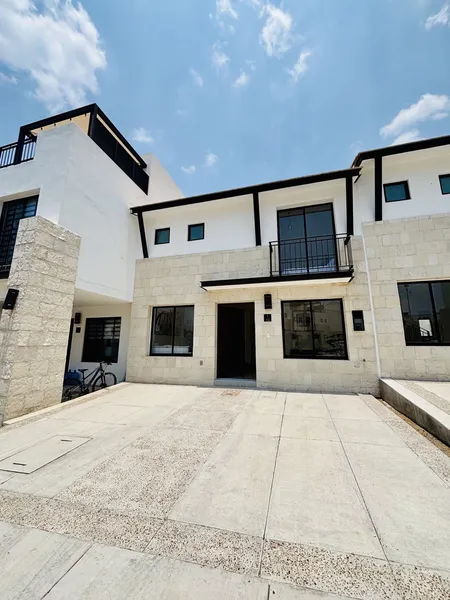 Condominio en venta · Residencial el Refugio, Santiago de Querétaro, Querétaro Condominio en venta · Residencial el Refugio, Santiago de Querétaro, Querétaro