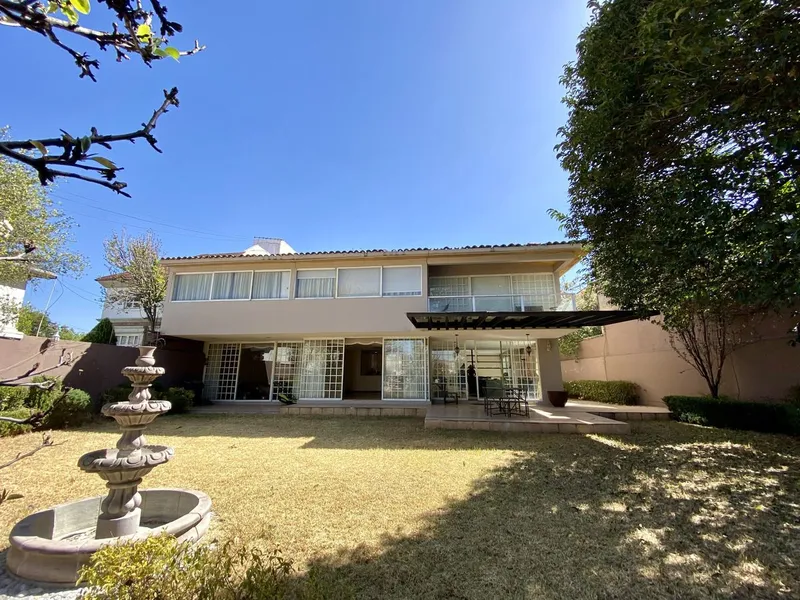 Casa en venta · Lomas de Tecamachalco, Naucalpan de Juárez, Estado de México