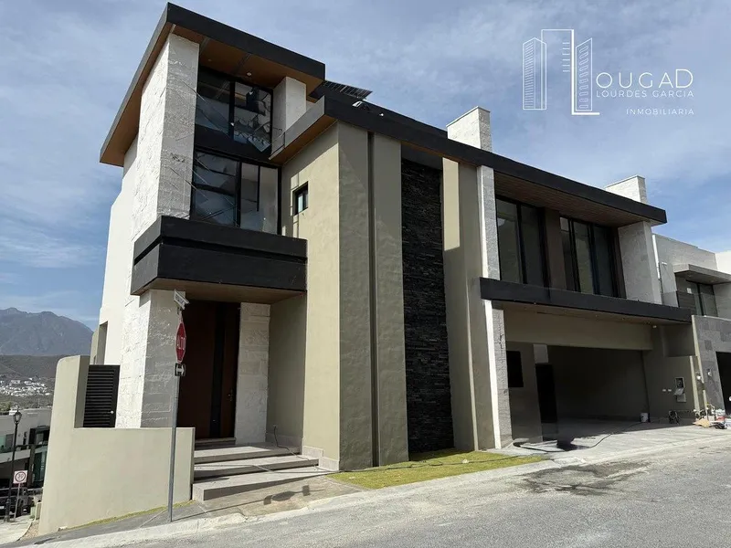 Casa en venta · Instituto Tecnológico de Estudios Superiores de Monterrey, Monterrey, Nuevo León
