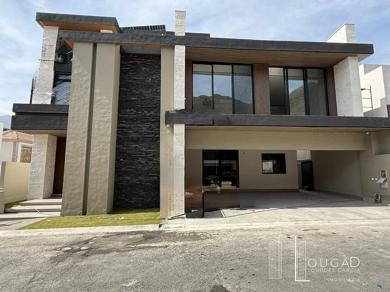 Casa en venta · Instituto Tecnológico de Estudios Superiores de Monterrey, Monterrey, Nuevo León