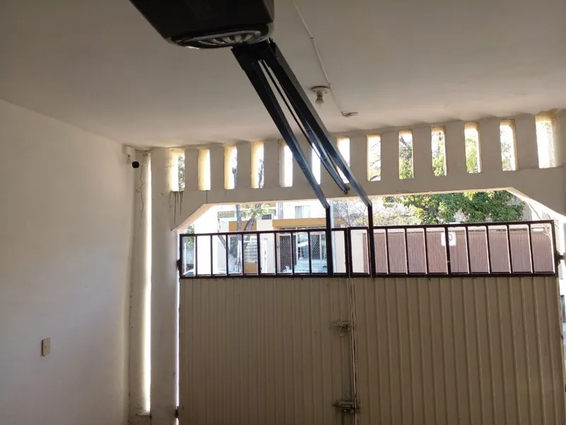 Casa en venta · Aurora, Santa Catarina, Nuevo León