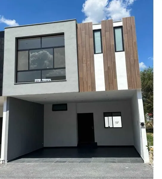 Casa en venta · Altares Residencial, Santiago, Nuevo León