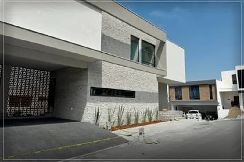 Casa en venta · Castaños del Vergel, Monterrey, Nuevo León