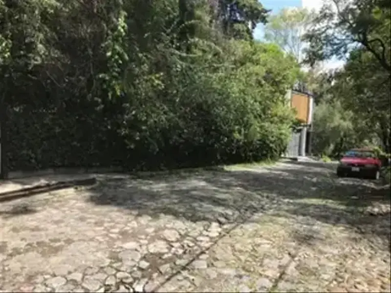 Lote en venta · Paseo de las Lomas, Álvaro Obregón, Ciudad de México