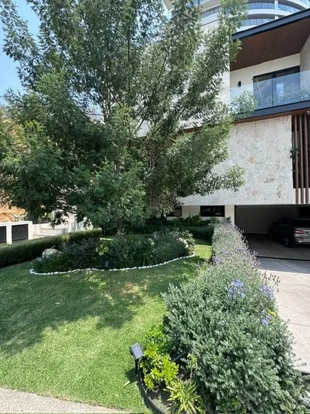 Condominio en venta · Bosque Real, Huixquilucan, Estado de México Condominio en venta · Bosque Real, Huixquilucan, Estado de México