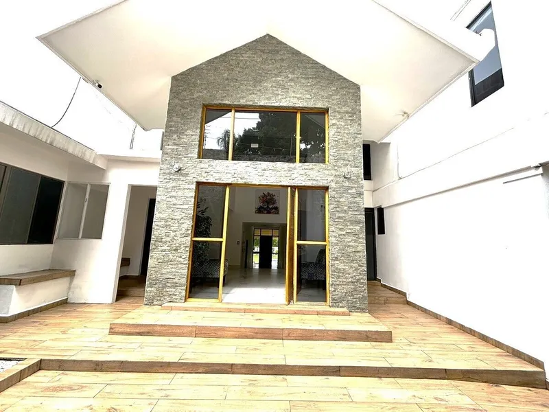 Casa en venta · Palmira Tinguindin, Cuernavaca, Morelos