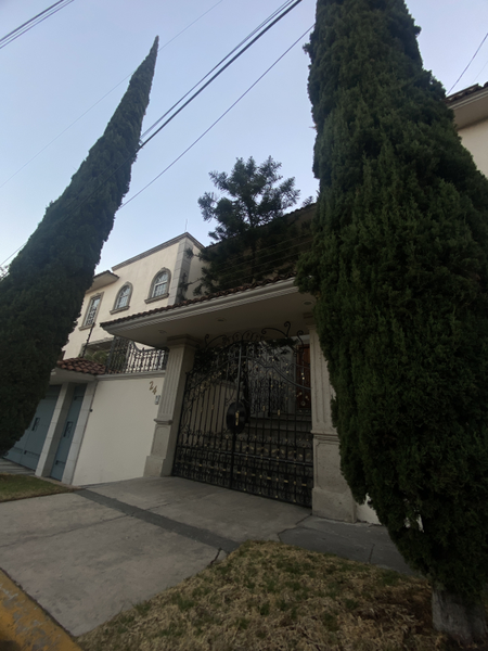 Casa en venta · Ciudad Satélite, Naucalpan de Juárez, Estado de México