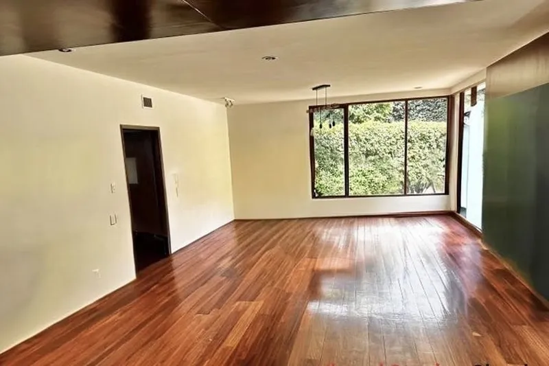Casa en venta · Lomas de Chapultepec I Sección, Lomas de Chapultepec, Chapultepec, Miguel Hidalgo, Ciudad de México Casa en venta · Lomas de Chapultepec I Sección, Lomas de Chapultepec, Chapultepec, Miguel Hidalgo, Ciudad de México
