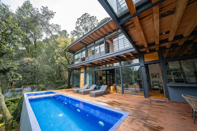 Casa en venta · Avándaro, Valle de Bravo, Estado de México Casa en venta · Avándaro, Valle de Bravo, Estado de México