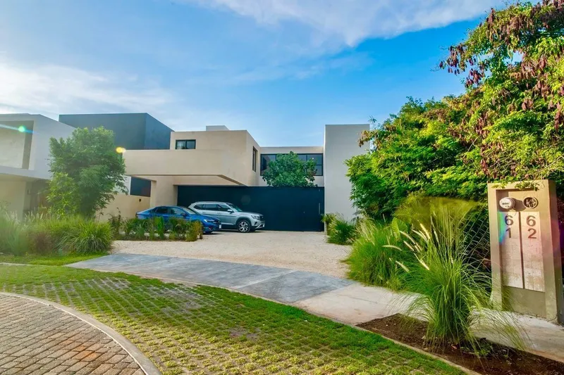 Casa en venta · Santa María Yaxché, Mérida, Yucatán
