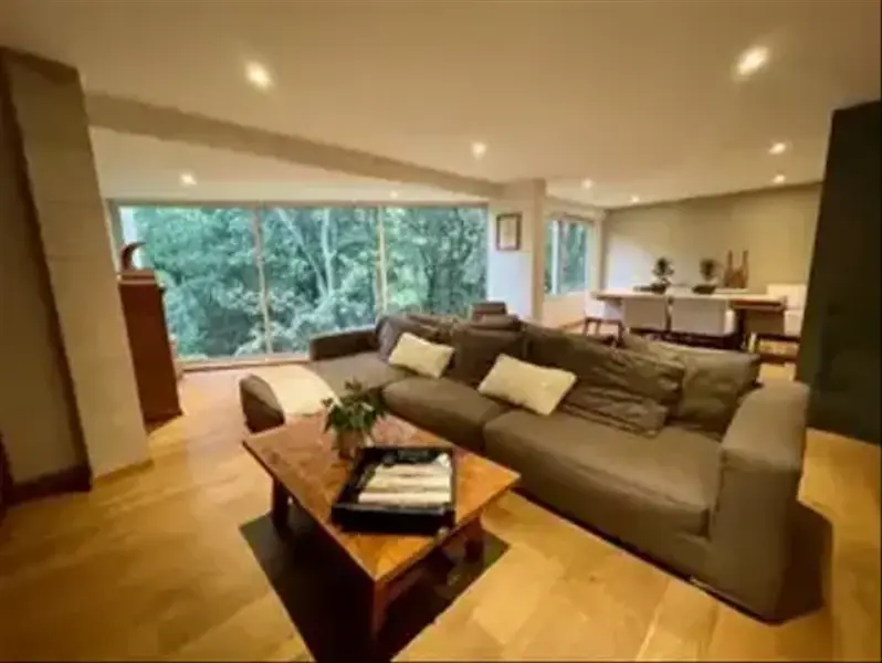 Casa en venta · Lomas de Vista Hermosa, Cuajimalpa de Morelos, Ciudad de México Casa en venta · Lomas de Vista Hermosa, Cuajimalpa de Morelos, Ciudad de México