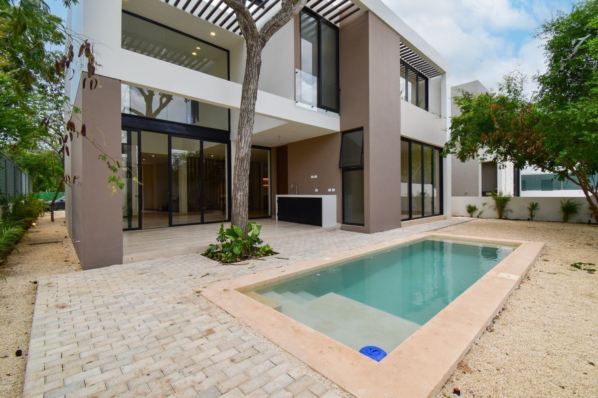 Casa en venta · Yucatán Country Club, Mérida, Yucatán Casa en venta · Yucatán Country Club, Mérida, Yucatán
