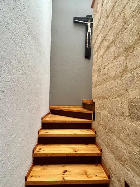 8.escaleras.jpeg