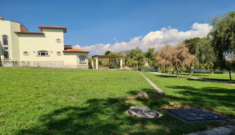 Lote en venta · Hacienda de las Palmas, Huixquilucan, Estado de México Lote en venta · Hacienda de las Palmas, Huixquilucan, Estado de México