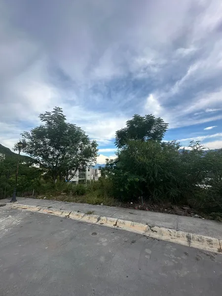 Lote en venta · Instituto Tecnológico de Estudios Superiores de Monterrey, Monterrey, Nuevo León