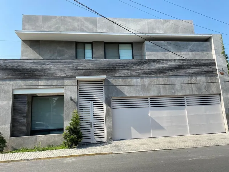 Casa en venta · Del Valle, San Pedro Garza García, Nuevo León