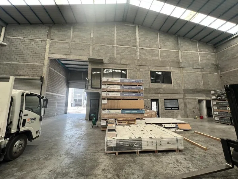 Nave industrial en venta · Terra Park Santa Catarina, Santa Catarina, Nuevo León