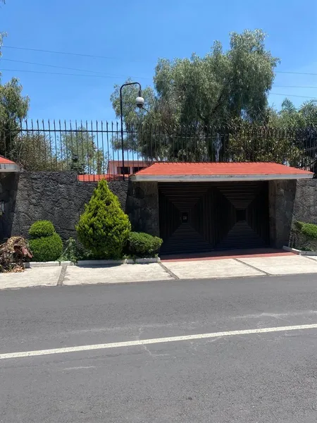 Casa en venta · Jardines del Pedregal, Álvaro Obregón, Ciudad de México Casa en venta · Jardines del Pedregal, Álvaro Obregón, Ciudad de México