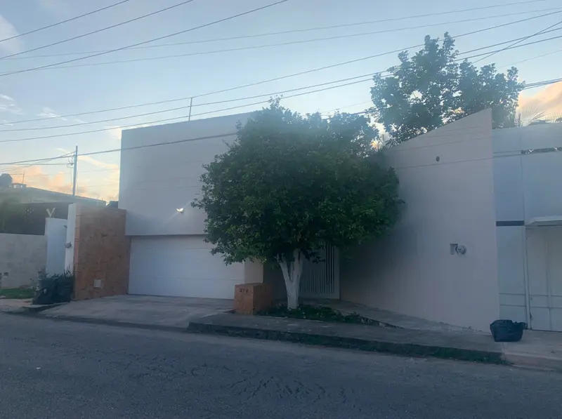 Casa en venta · Campestre, Mérida, Yucatán Casa en venta · Campestre, Mérida, Yucatán