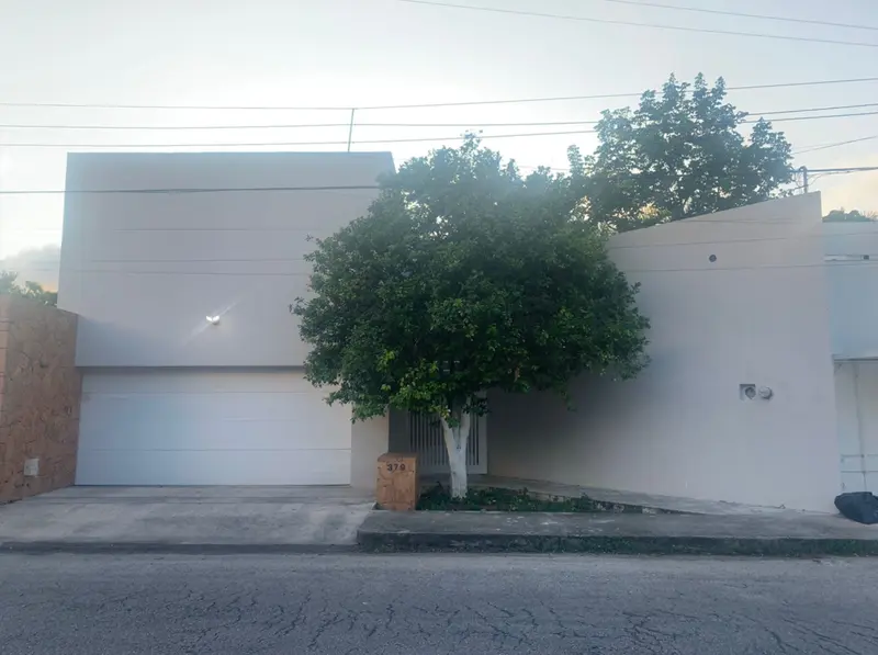 Casa en venta · Campestre, Mérida, Yucatán Casa en venta · Campestre, Mérida, Yucatán