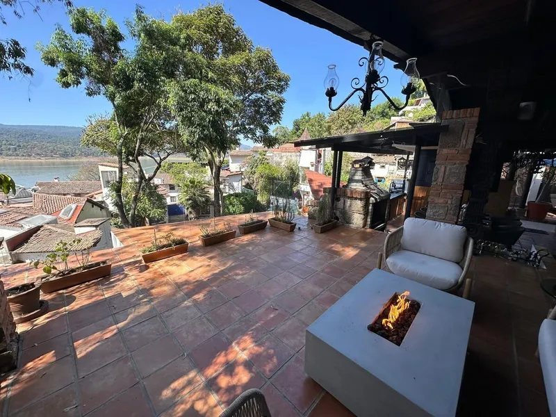 Casa en venta · Valle de Bravo, Valle de Bravo, Estado de México
