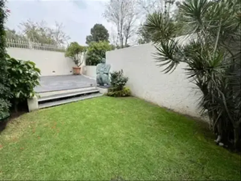 Casa en venta · Lomas de Vista Hermosa, Cuajimalpa de Morelos, Ciudad de México Casa en venta · Lomas de Vista Hermosa, Cuajimalpa de Morelos, Ciudad de México