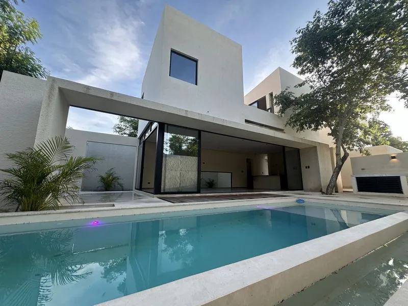 Casa en venta · Tixcacal Opichen, Mérida, Yucatán