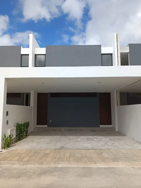 Casa en venta · Xcanatún, Mérida, Yucatán