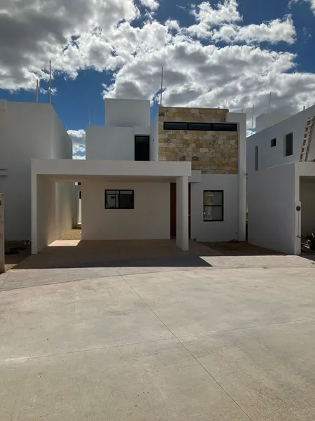 Casa en venta · Cholul, Mérida, Yucatán Casa en venta · Cholul, Mérida, Yucatán
