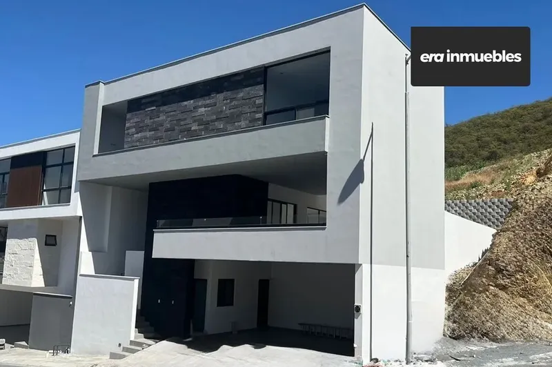 Casa en venta · Castaños del Vergel, Monterrey, Nuevo León