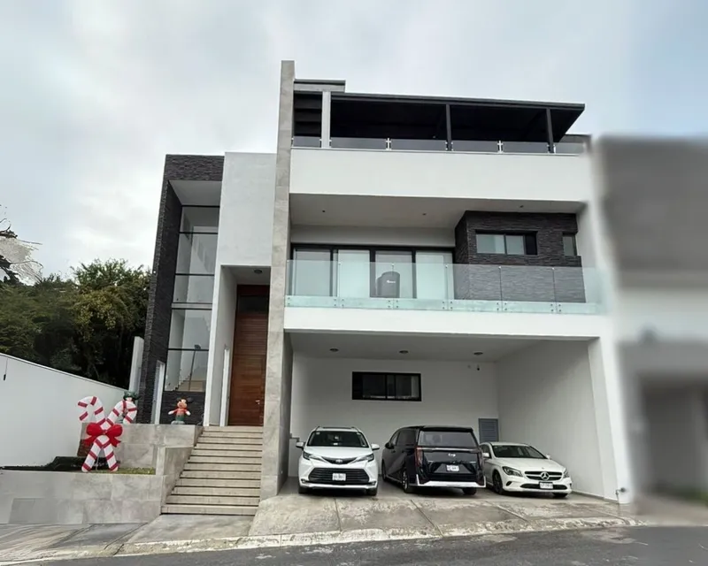 Casa en venta · Carolco, Monterrey, Nuevo León Casa en venta · Carolco, Monterrey, Nuevo León