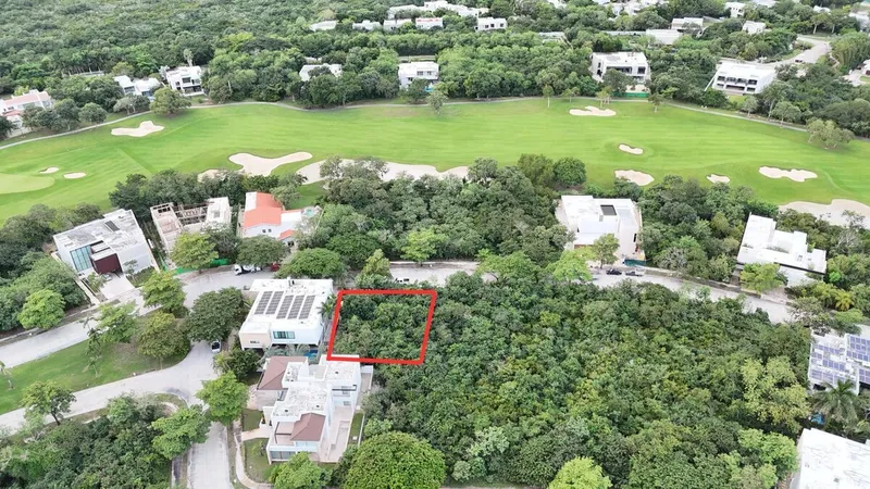 Lote en venta · Yucatán Country Club, Mérida, Yucatán