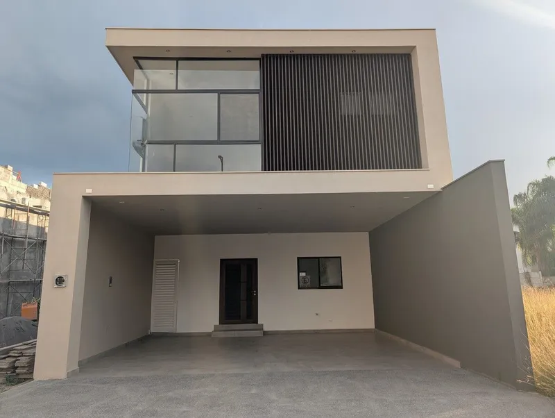 Casa en venta · Altares Residencial, Santiago, Nuevo León Casa en venta · Altares Residencial, Santiago, Nuevo León