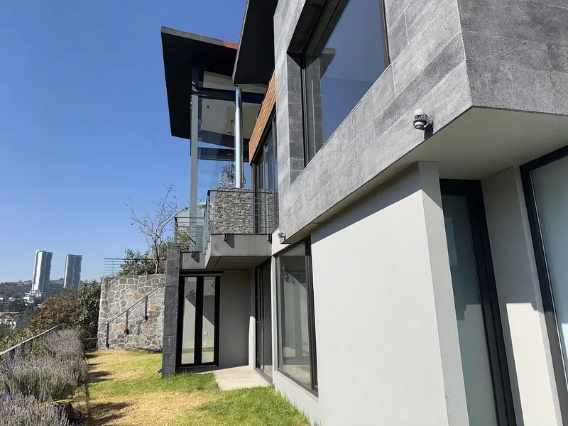 Casa en venta · Bosque Real, Huixquilucan, Estado de México Casa en venta · Bosque Real, Huixquilucan, Estado de México