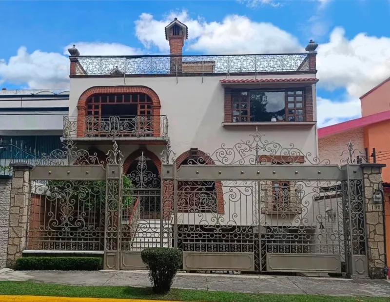 Casa en venta · Hacienda de Echegaray, Naucalpan de Juárez, Estado de México Casa en venta · Hacienda de Echegaray, Naucalpan de Juárez, Estado de México