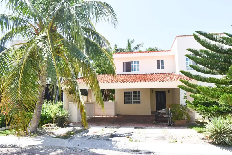 Casa en venta · Juárez, Cancún, Benito Juárez, Quintana Roo Casa en venta · Juárez, Cancún, Benito Juárez, Quintana Roo
