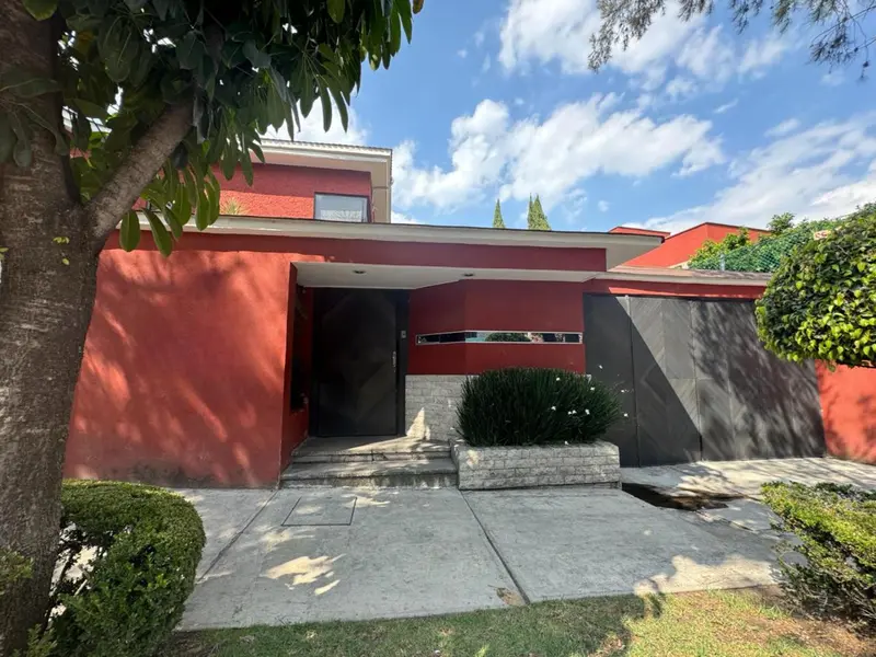 Casa en venta · Lomas de Tecamachalco, Naucalpan de Juárez, Estado de México Casa en venta · Lomas de Tecamachalco, Naucalpan de Juárez, Estado de México
