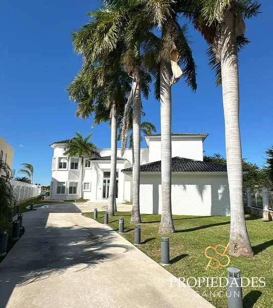 Casa en venta · Cancún, Benito Juárez, Quintana Roo Casa en venta · Cancún, Benito Juárez, Quintana Roo