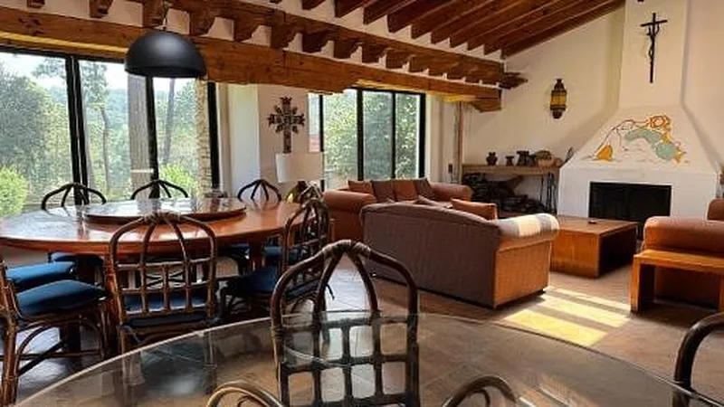 Casa en venta · Avándaro, Valle de Bravo, Estado de México Casa en venta · Avándaro, Valle de Bravo, Estado de México