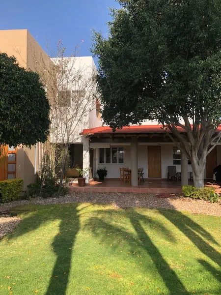 Casa en venta · Juriquilla, Santiago de Querétaro, Querétaro Casa en venta · Juriquilla, Santiago de Querétaro, Querétaro