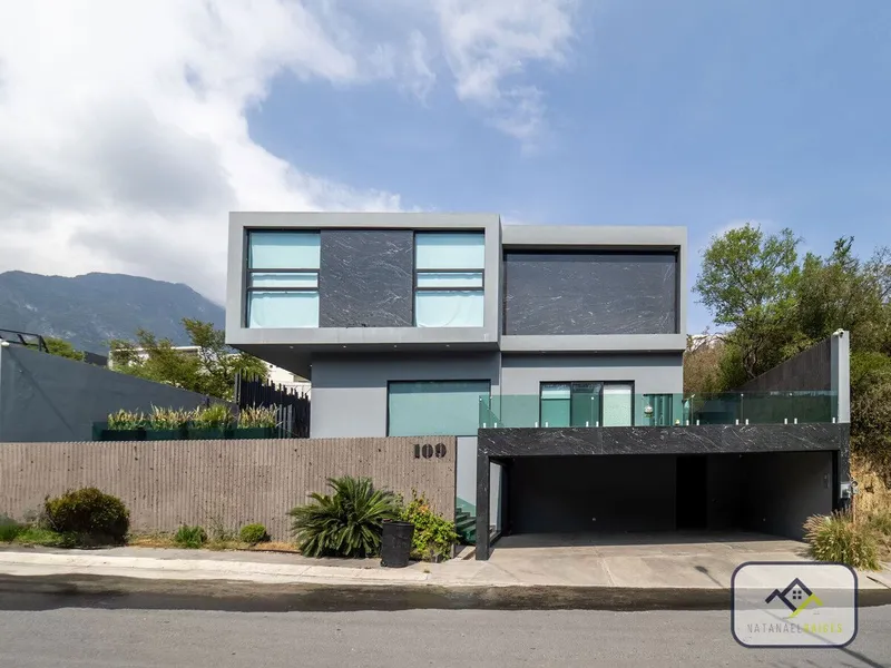 Casa en venta · Sierra Alta, Monterrey, Nuevo León