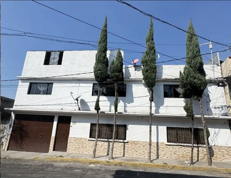 Casa en venta · San Lorenzo Tezonco, Iztapalapa, Ciudad de México Casa en venta · San Lorenzo Tezonco, Iztapalapa, Ciudad de México