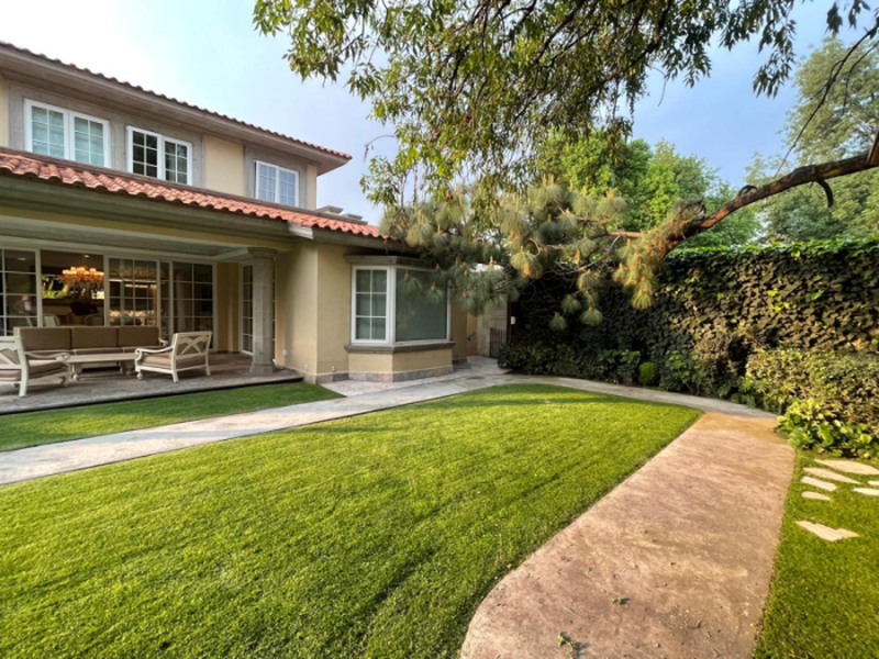 Casa en venta · Lomas Hipódromo, Naucalpan de Juárez, Estado de México Casa en venta · Lomas Hipódromo, Naucalpan de Juárez, Estado de México