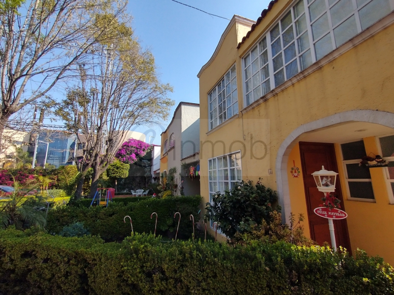 Casa en venta · Los Reyes, Coyoacán, Ciudad de México Casa en venta · Los Reyes, Coyoacán, Ciudad de México