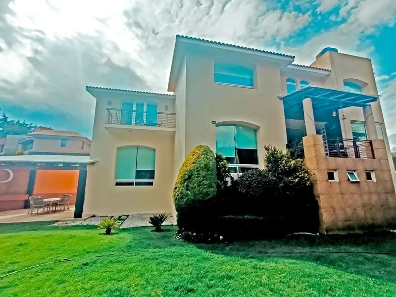 Casa en venta · Lomas de Valle Escondido, Atizapán de Zaragoza, Estado de México